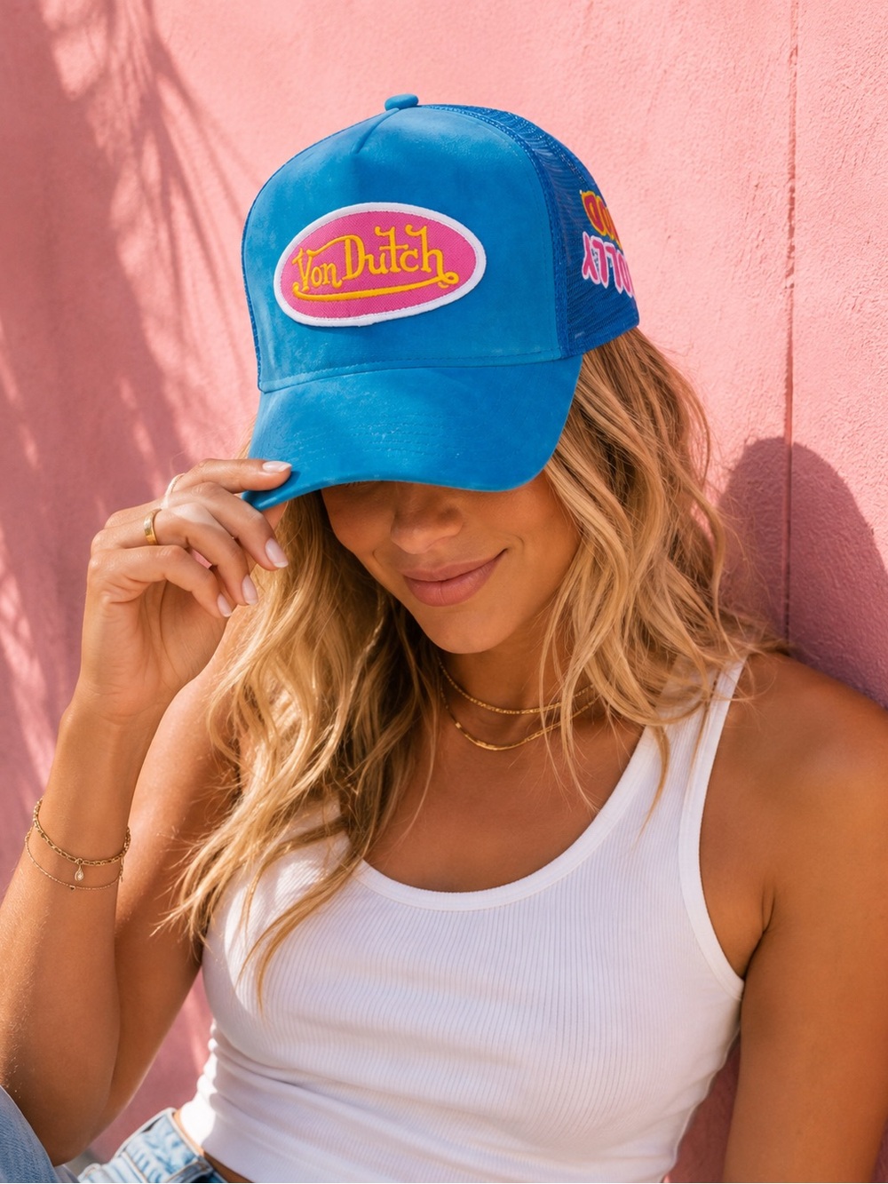 Von Dutch Blue Velvet Pink Yellow Logo Trucker HOLLYWOOD BOWL Trucker Hat NWT